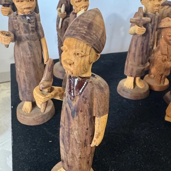 Vintage 1920s Hand Carved African Chess Pieces Tribal Nigerian Handcrafted - Picture 13 of 16